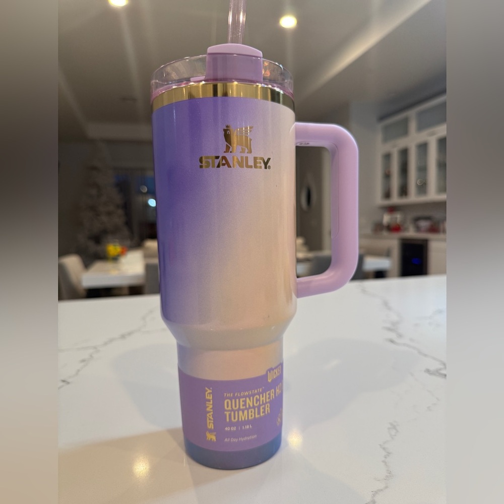 WICKED Stanley, Glinda for GOOD 40oz